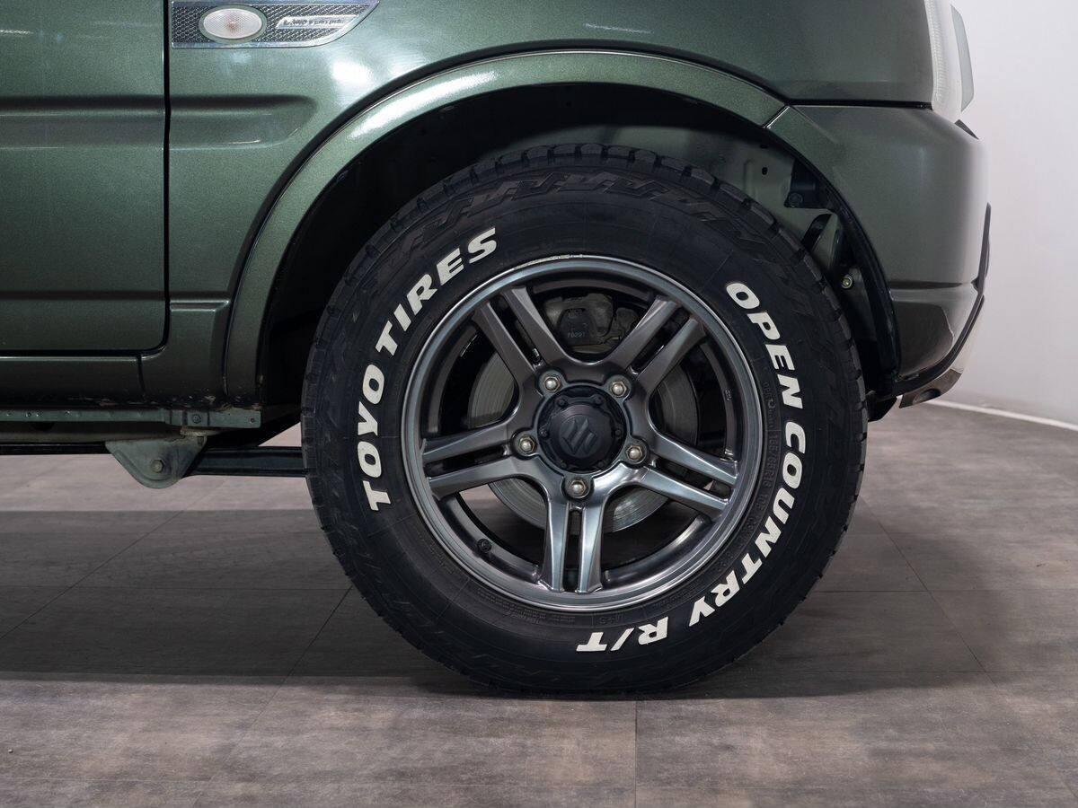 Suzuki Jimny 2016 - фото автомобиля