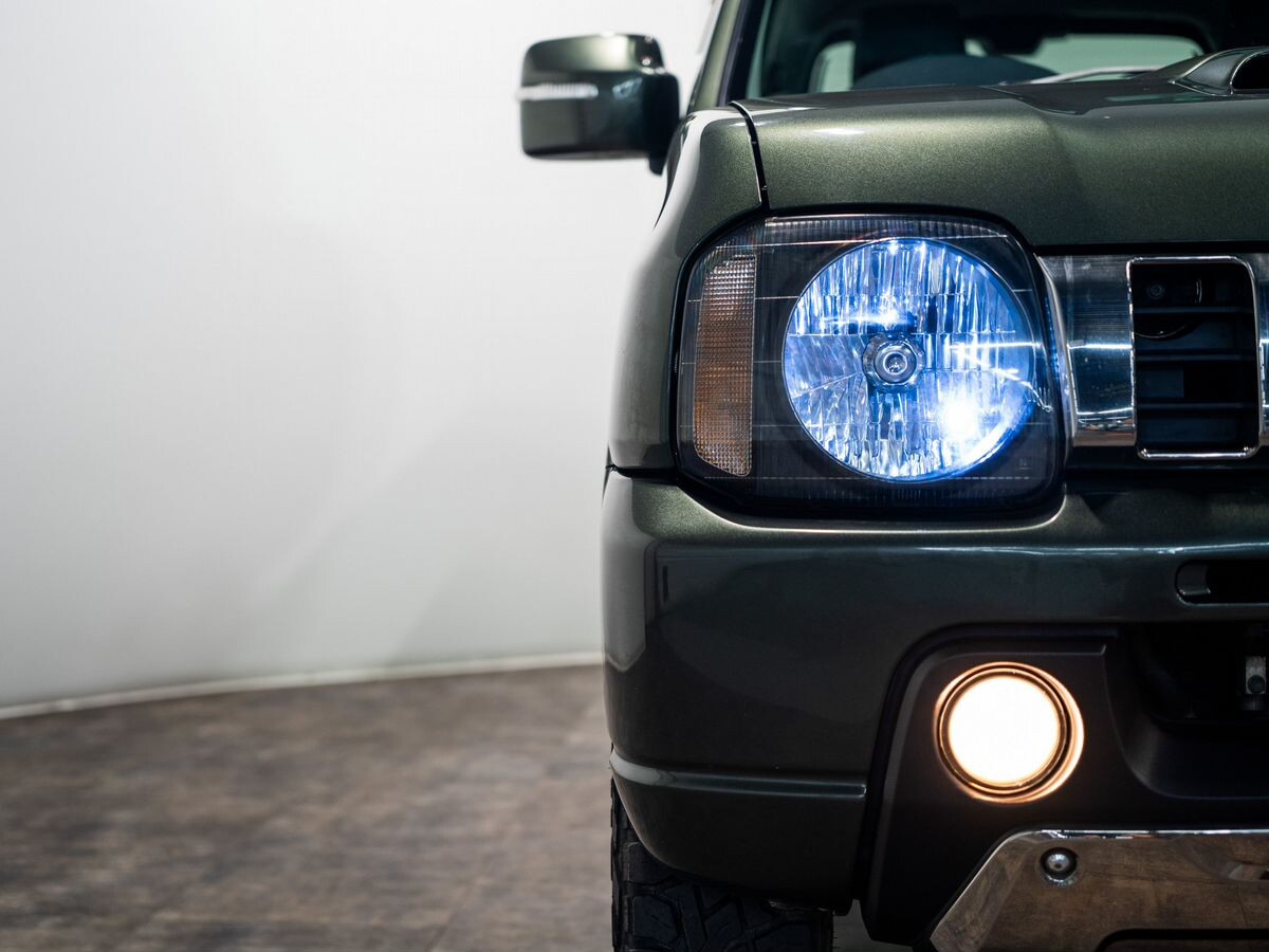 Suzuki Jimny 2016 - фото автомобиля