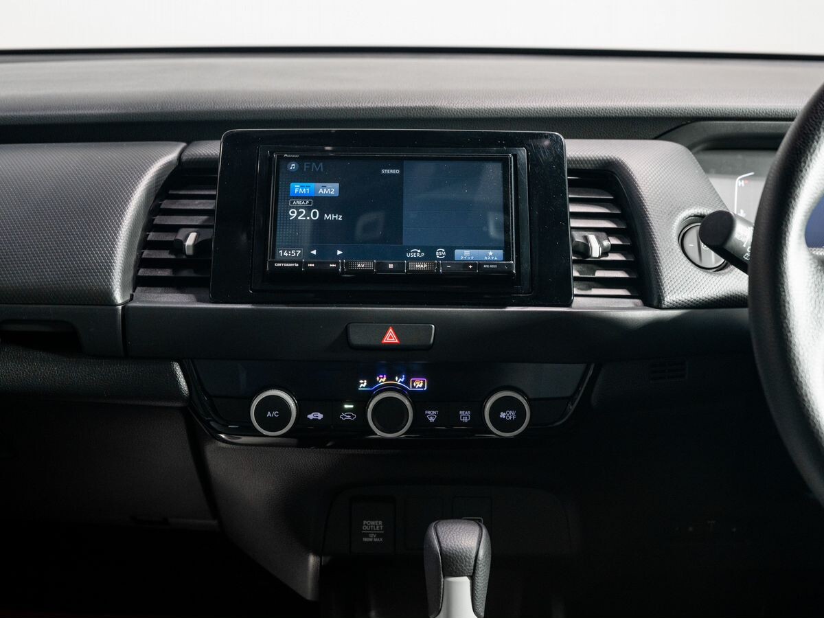 Honda Fit 2020 - фото автомобиля