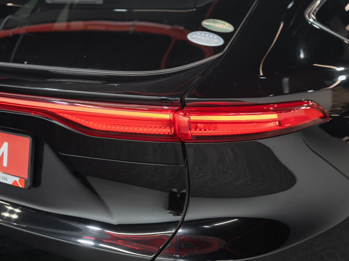 Toyota Harrier 2021 - фото автомобиля