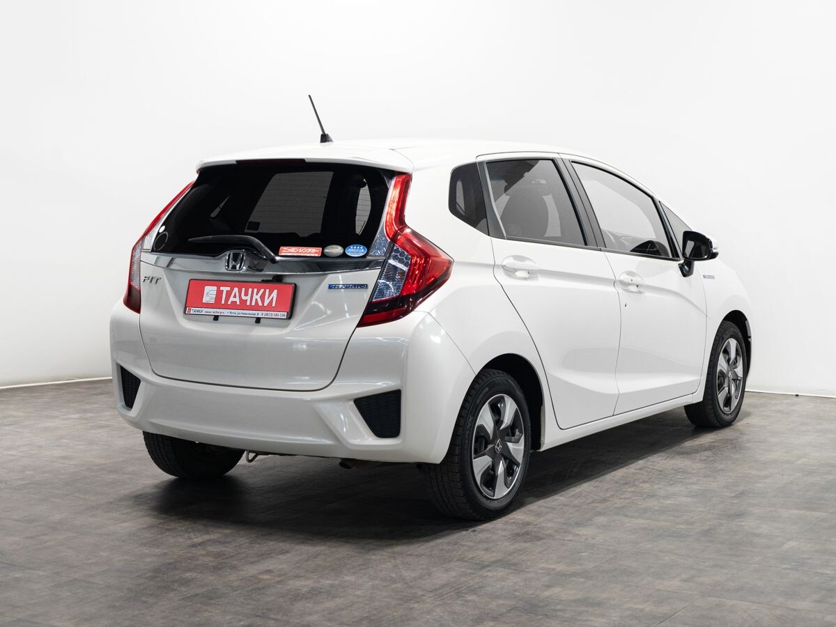 Honda Fit 2016 - фото автомобиля