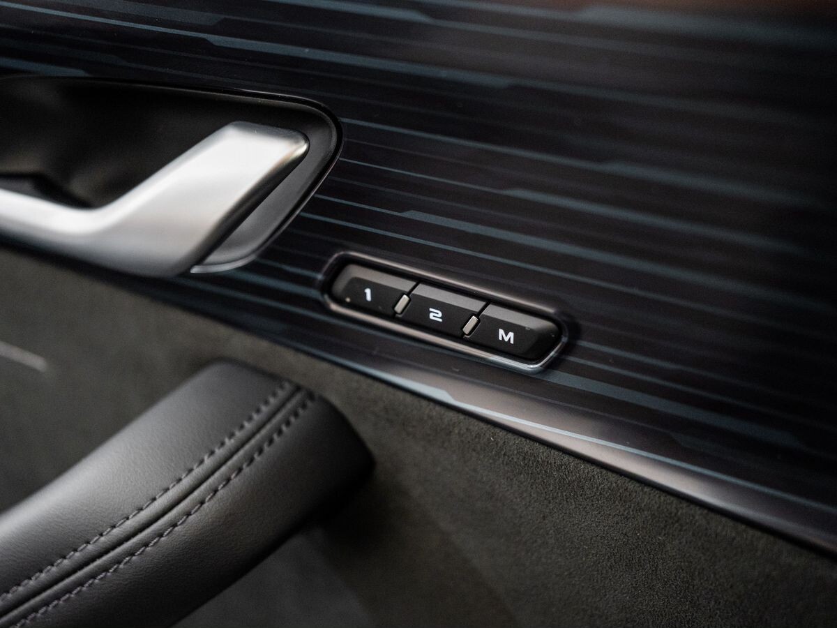Geely Monjaro 2024 - фото автомобиля