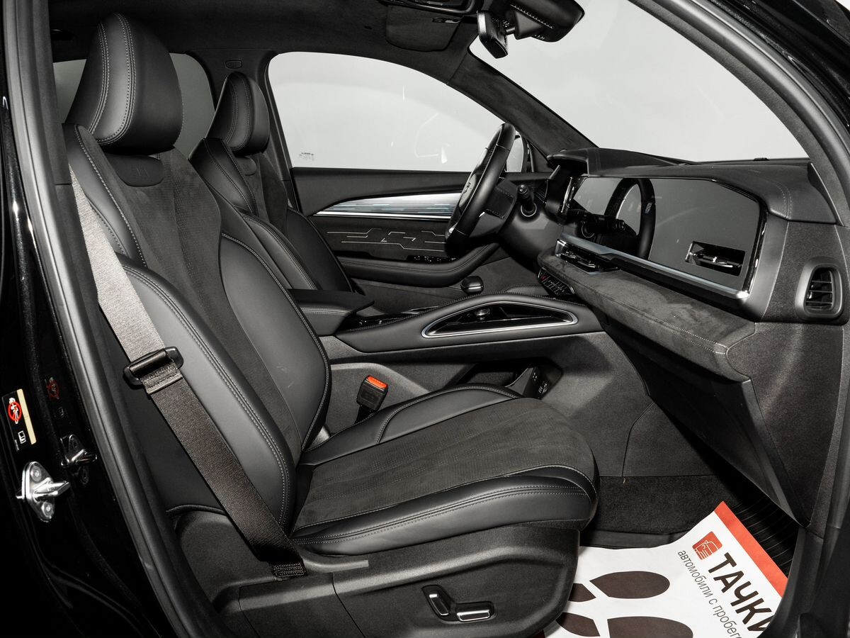 Geely Monjaro 2024 - фото автомобиля