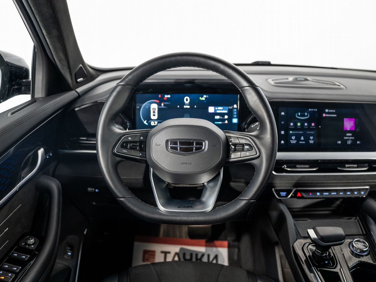 Geely Monjaro 2024 - фото автомобиля