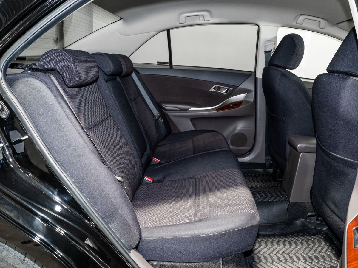 Toyota Allion 2013 - фото автомобиля