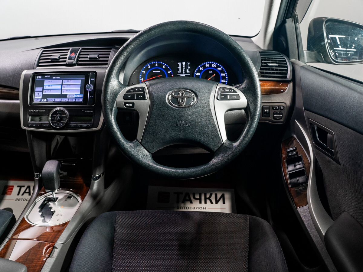 Toyota Allion 2013 - фото автомобиля