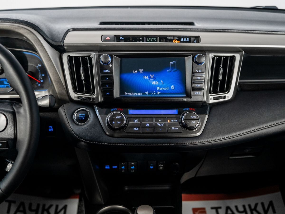 Toyota RAV4 2014 - фото автомобиля