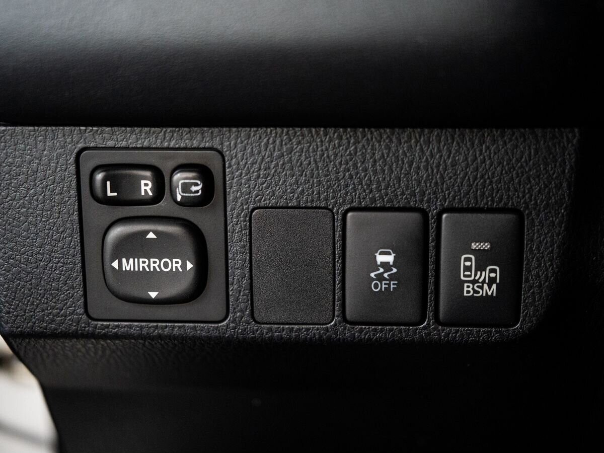 Toyota RAV4 2014 - фото автомобиля