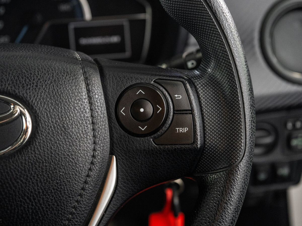 Toyota Corolla Fielder 2014 - фото автомобиля