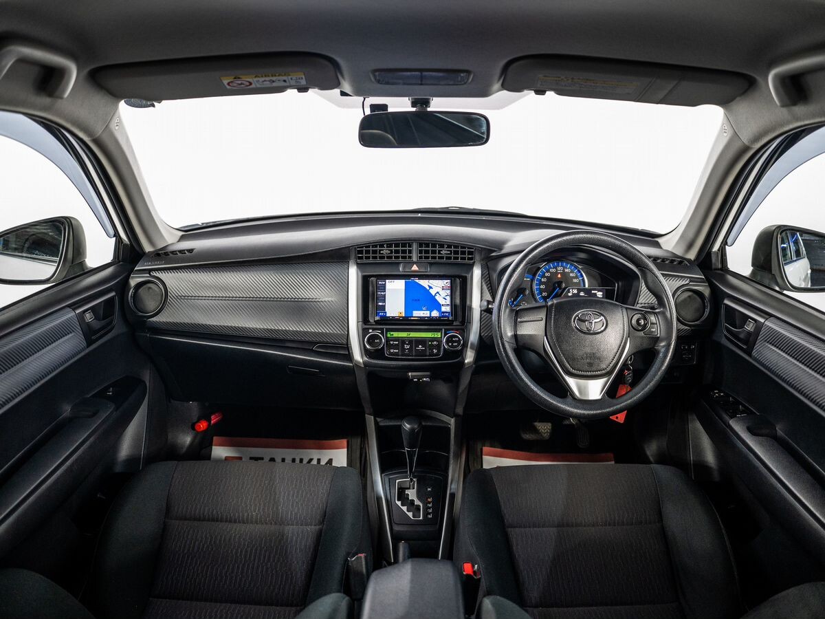 Toyota Corolla Fielder 2014 - фото автомобиля