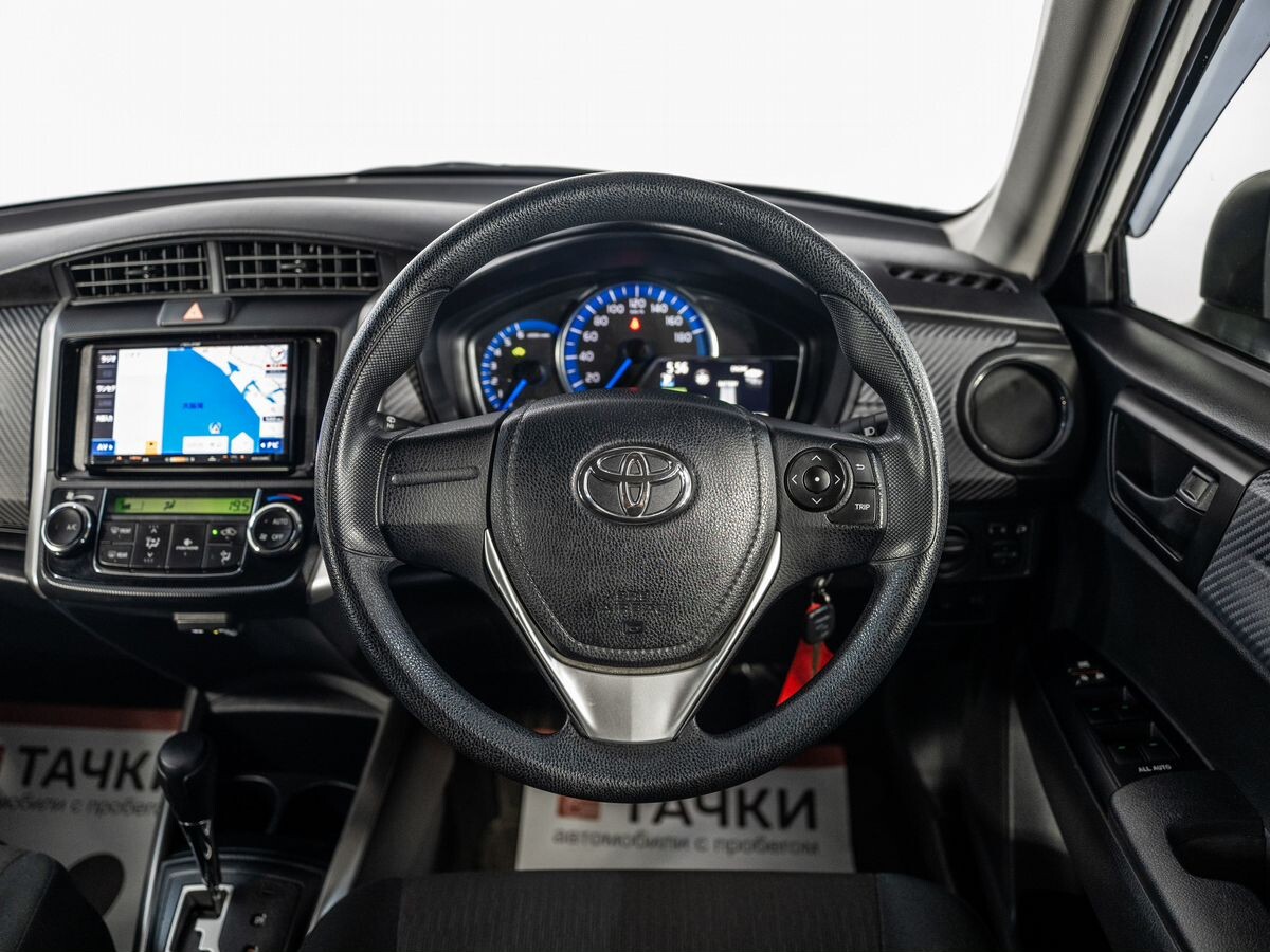 Toyota Corolla Fielder 2014 - фото автомобиля