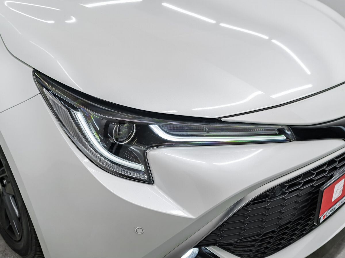 Toyota Corolla 2021 - фото автомобиля