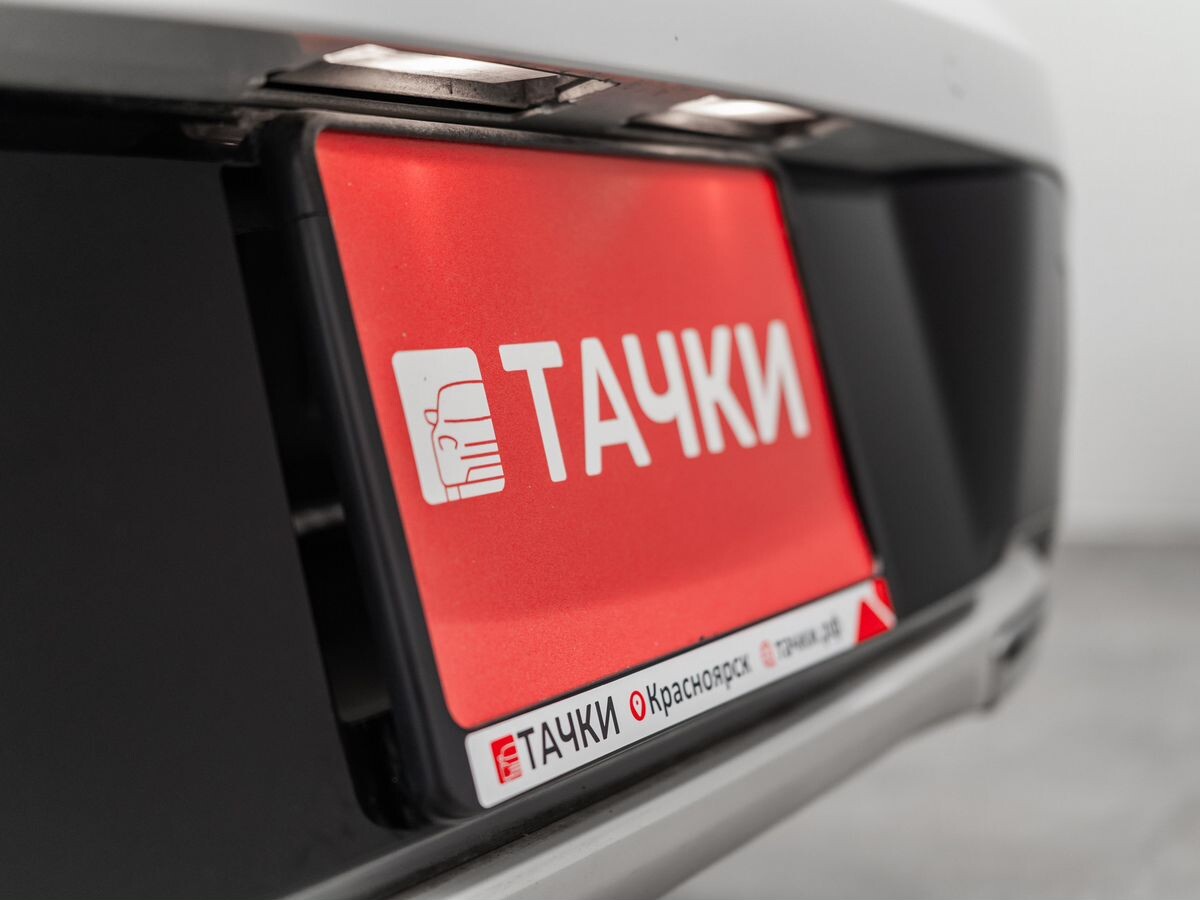 Toyota Corolla 2021 - фото автомобиля