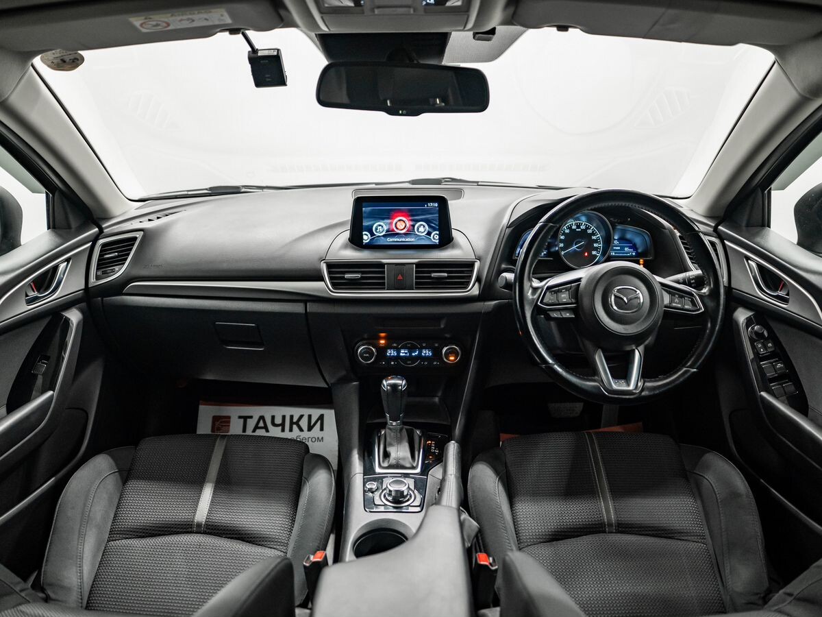 Mazda Axela 2017 - фото автомобиля