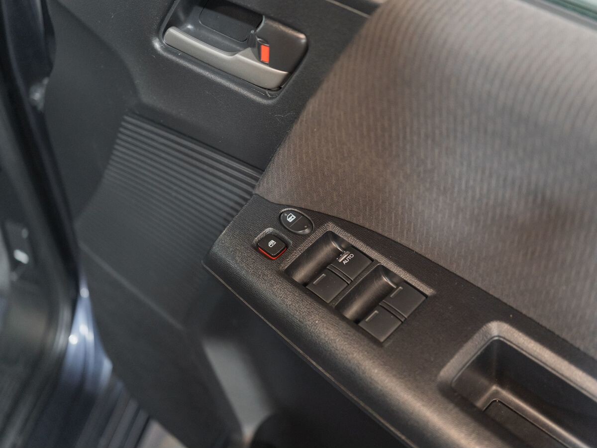 Honda Freed 2011 - фото автомобиля