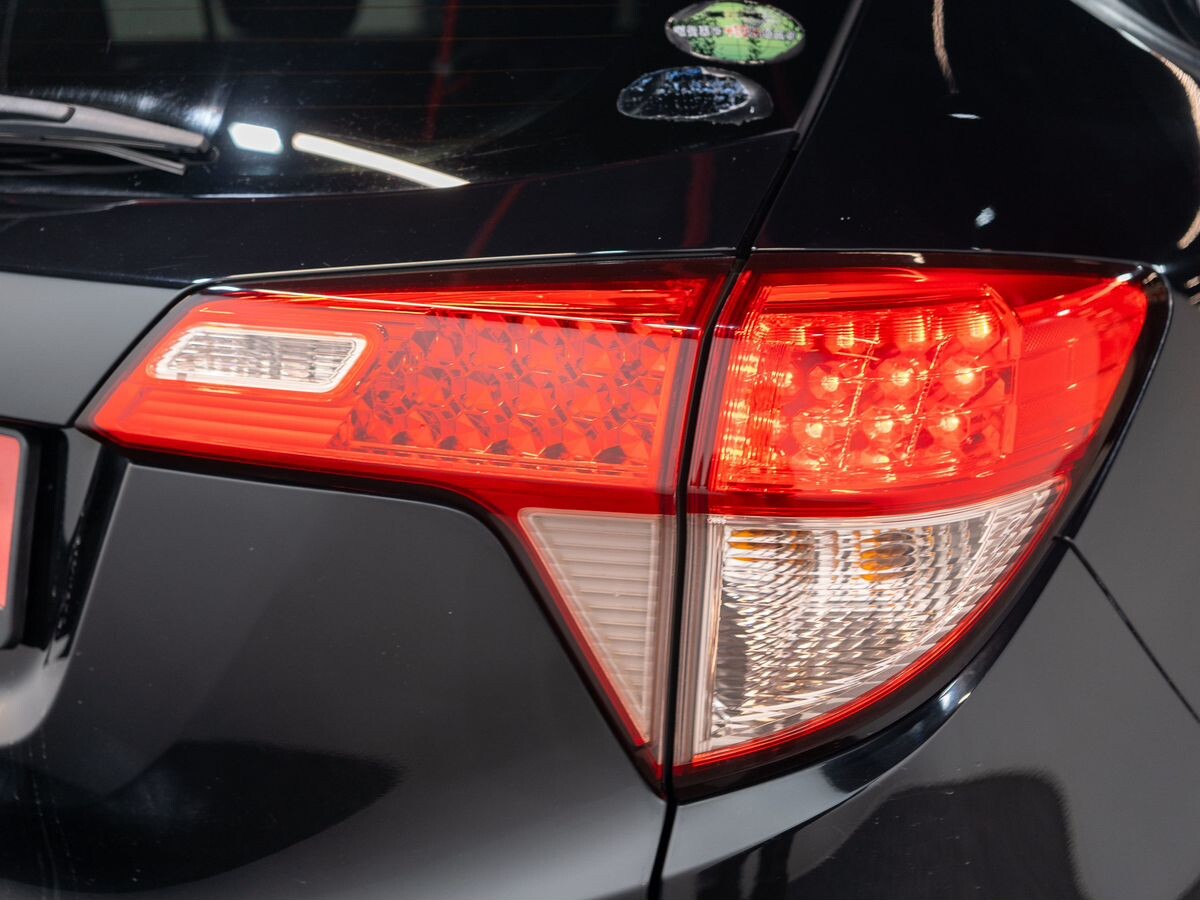 Honda Vezel 2016 - фото автомобиля