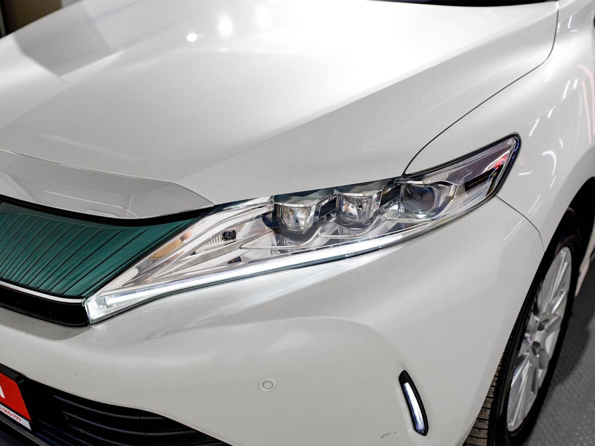 Toyota Harrier 2019 - фото автомобиля