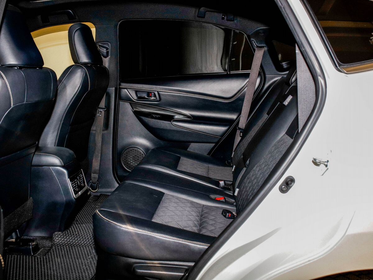 Toyota Harrier 2019 - фото автомобиля