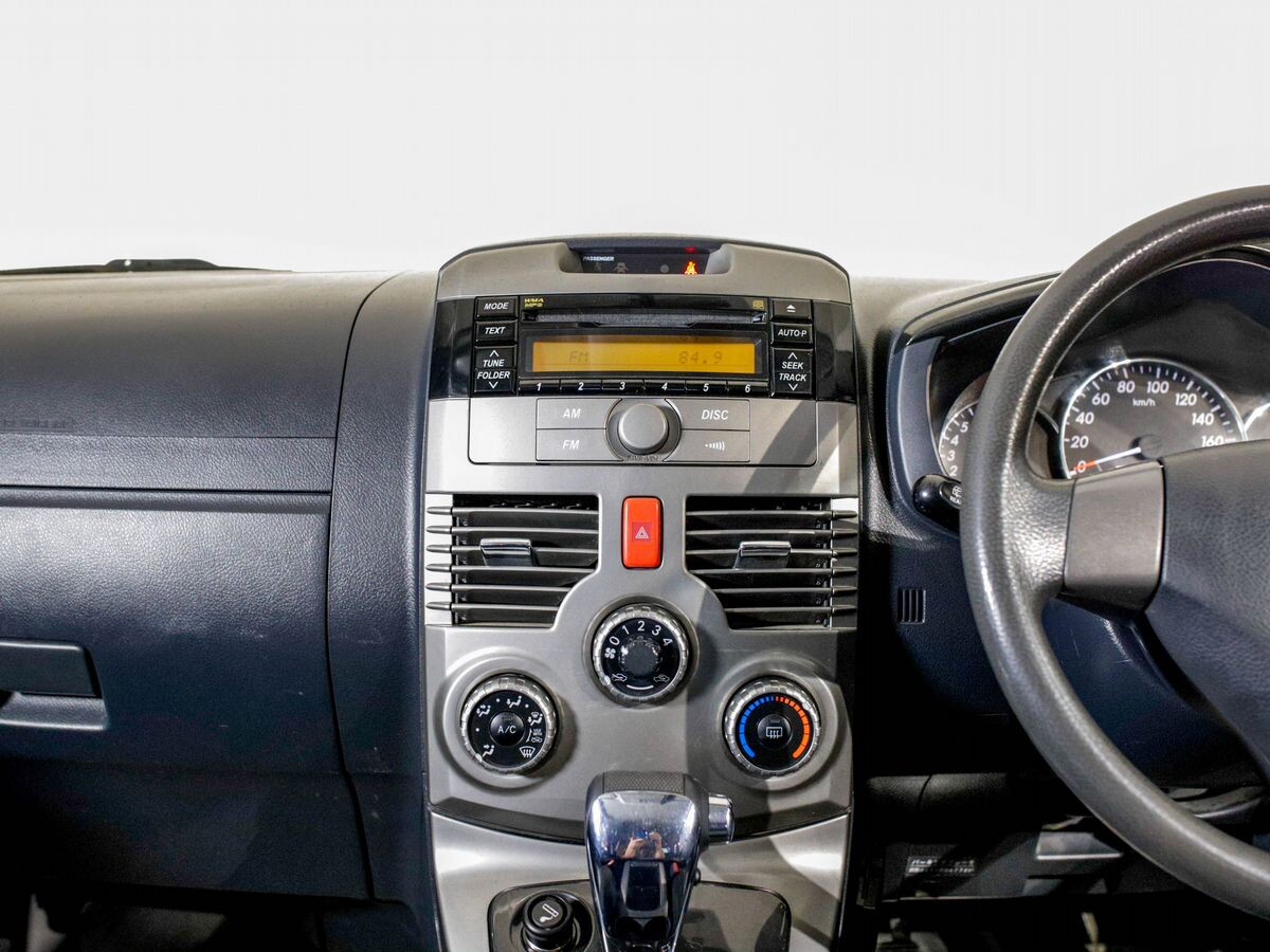 Toyota Rush 2009 - фото автомобиля