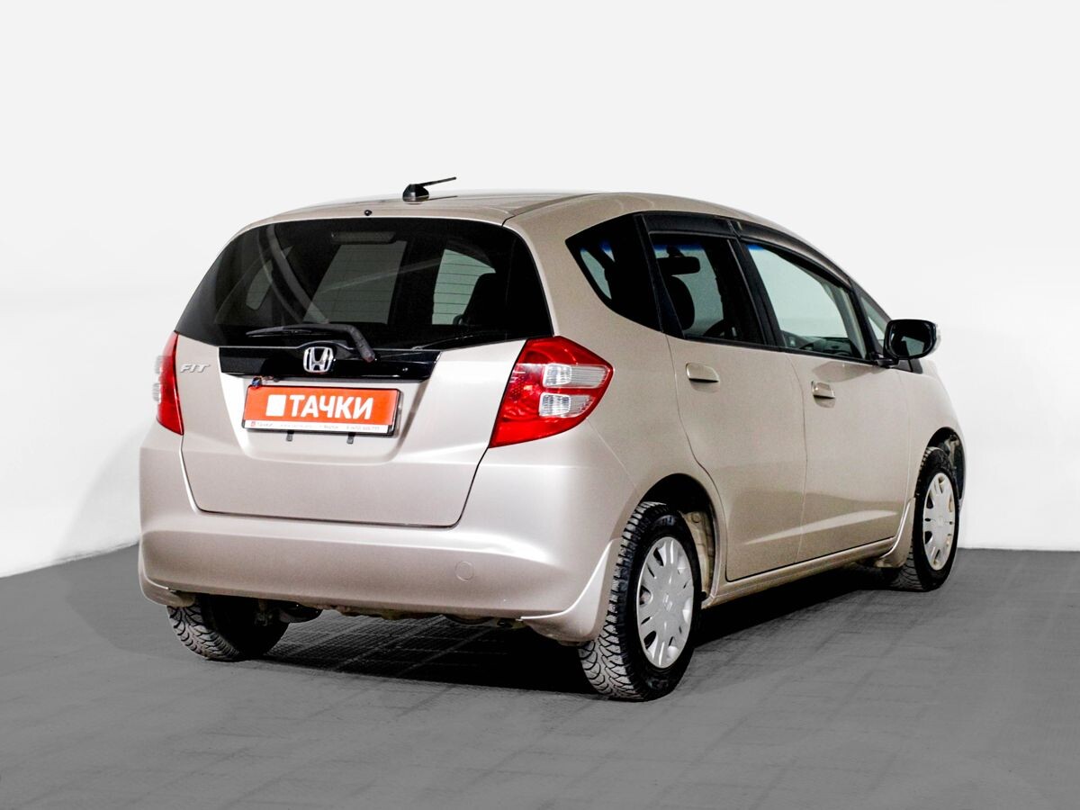 Honda Fit 2010 - фото автомобиля