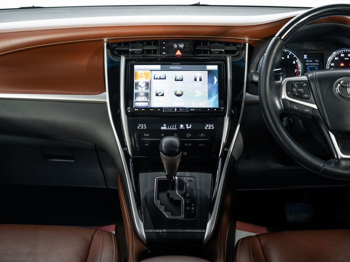 Toyota Harrier 2018 - фото автомобиля