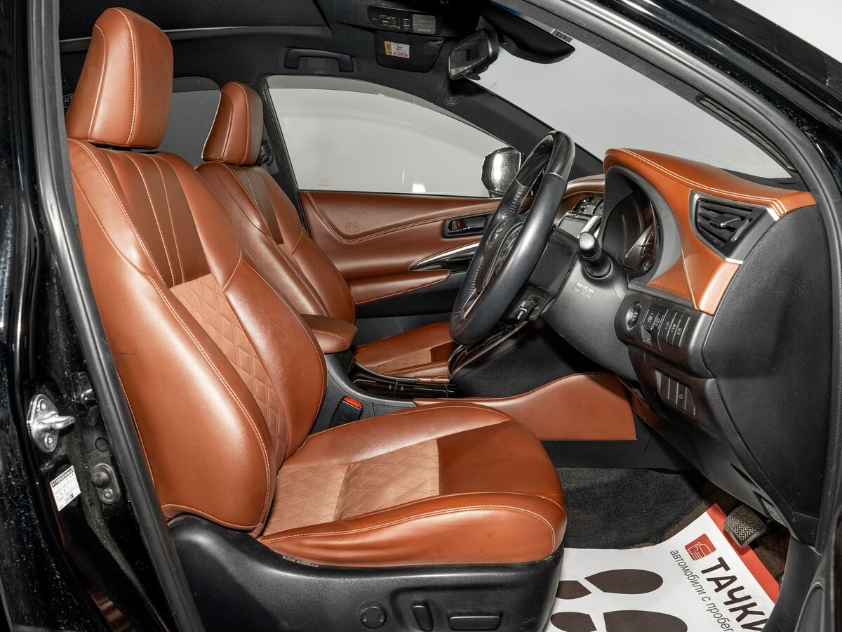 Toyota Harrier 2018 - фото автомобиля