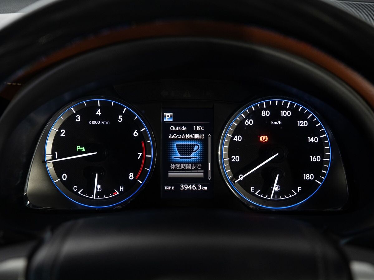 Toyota Harrier 2018 - фото автомобиля
