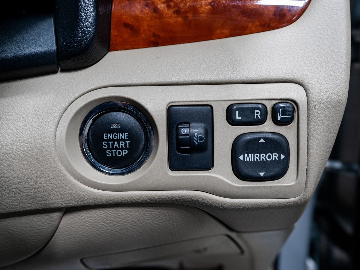 Toyota Premio 2014 - фото автомобиля