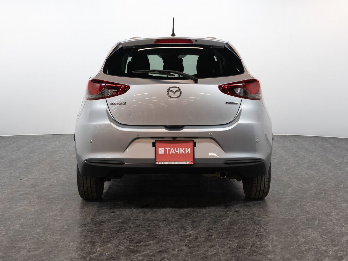 Mazda Mazda2 2021 - фото автомобиля