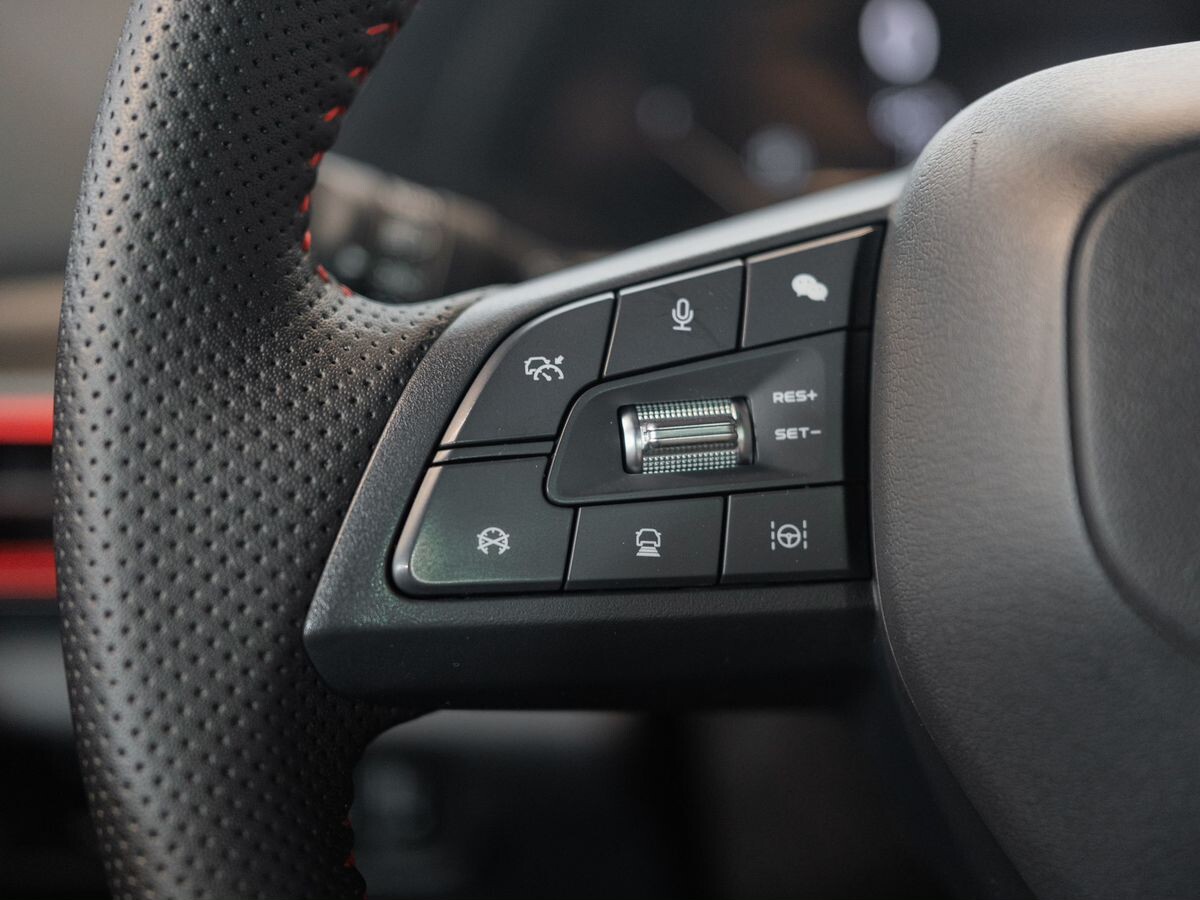 Changan UNI-T 2020 - фото автомобиля