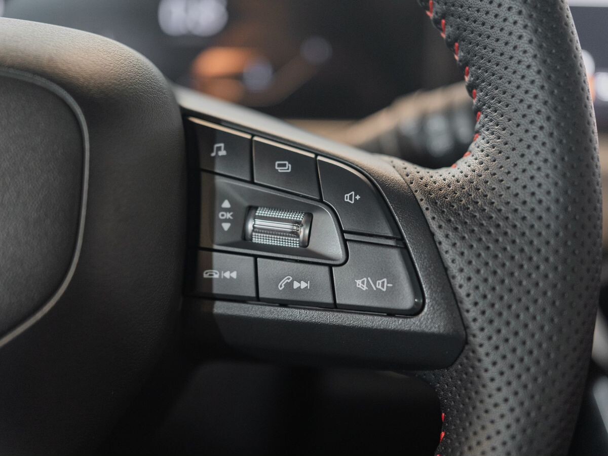 Changan UNI-T 2020 - фото автомобиля