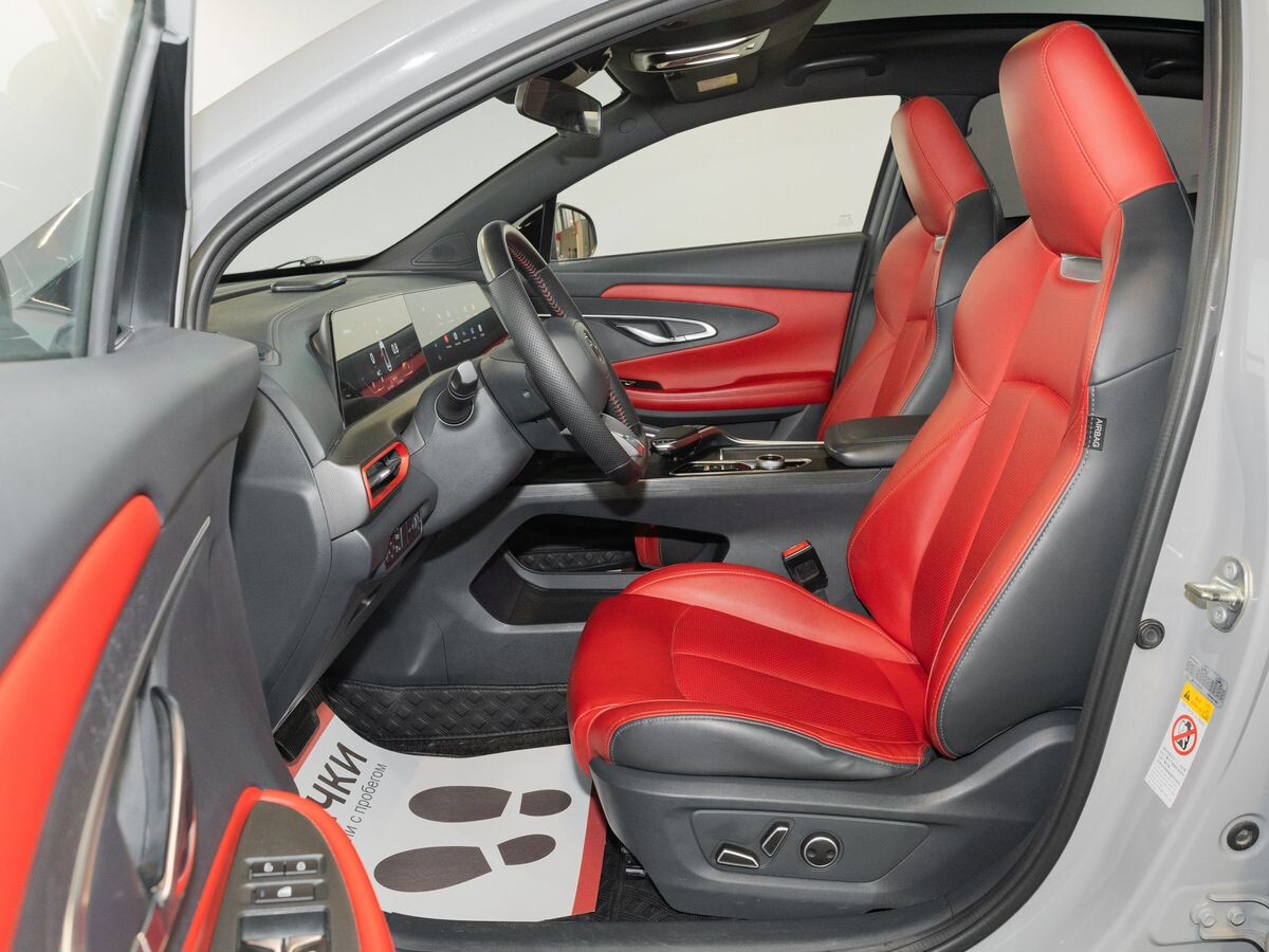 Changan UNI-T 2020 - фото автомобиля