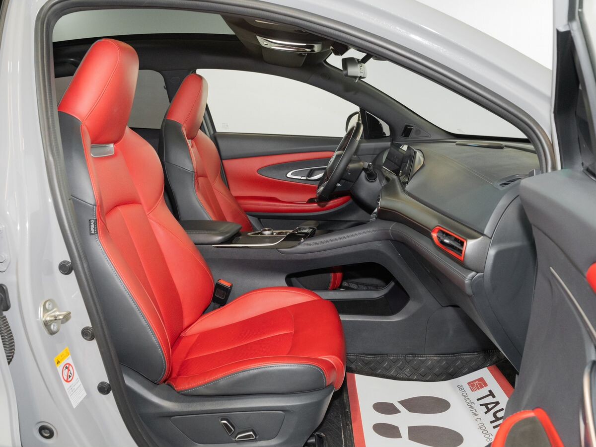 Changan UNI-T 2020 - фото автомобиля