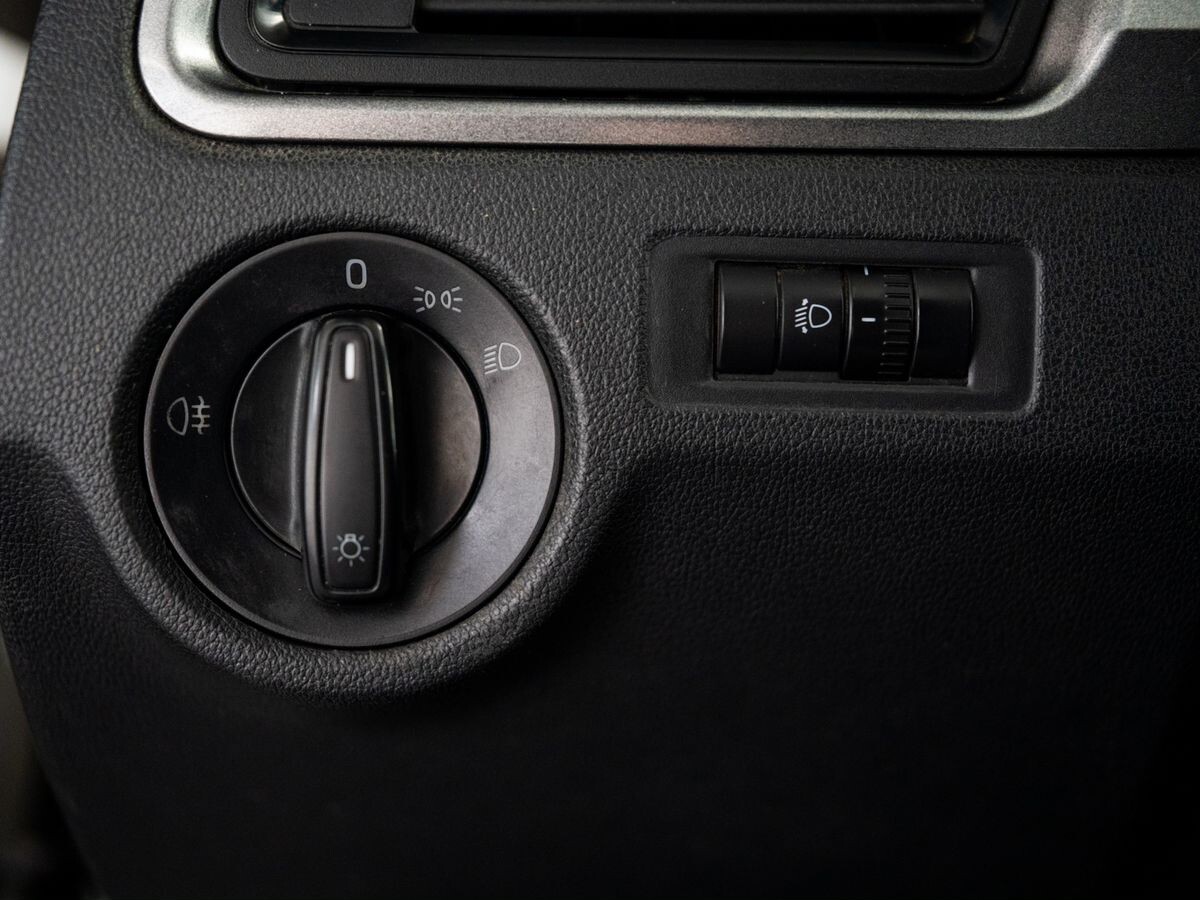 Skoda Rapid 2014 - фото автомобиля