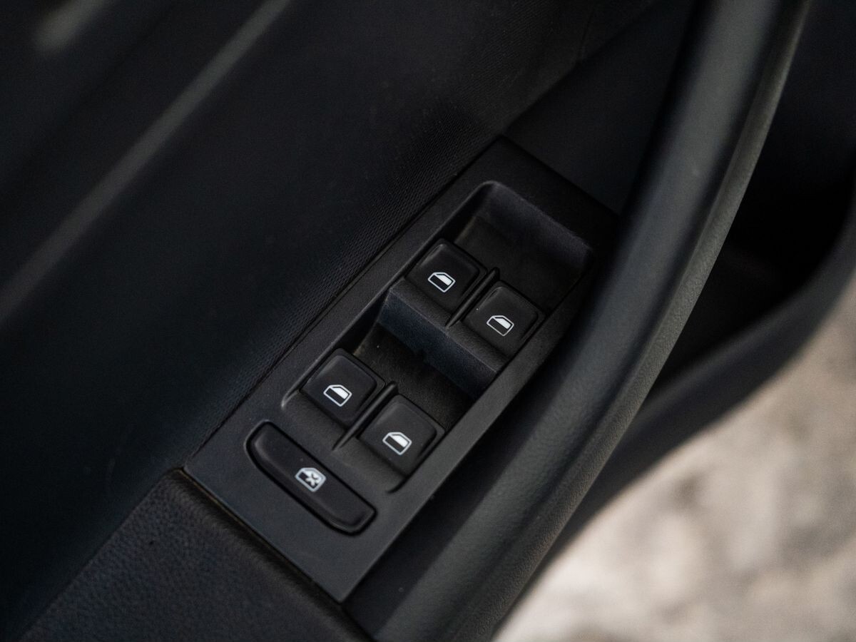 Skoda Rapid 2014 - фото автомобиля