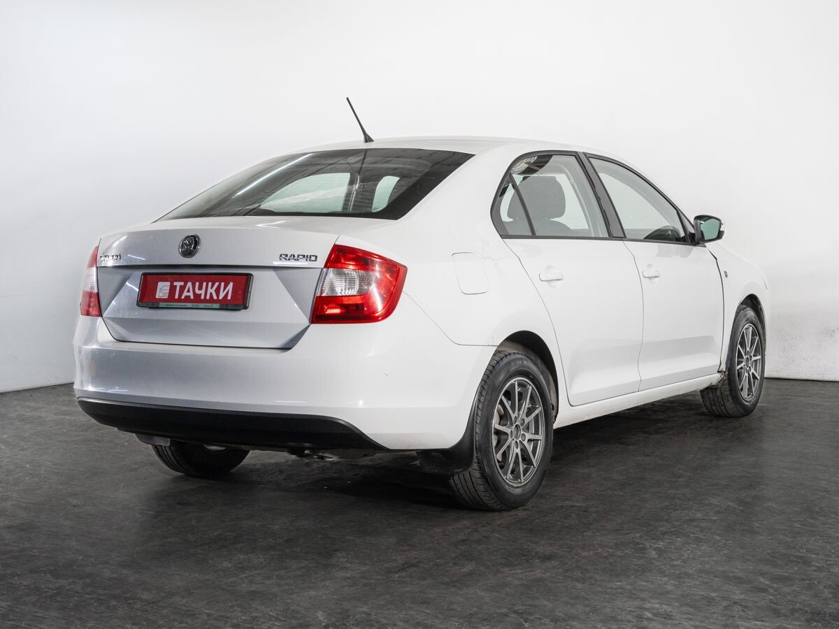 Skoda Rapid 2014 - фото автомобиля