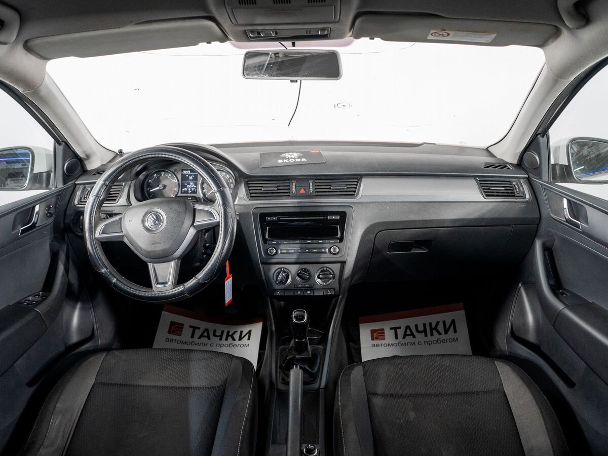 Skoda Rapid 2014 - фото автомобиля
