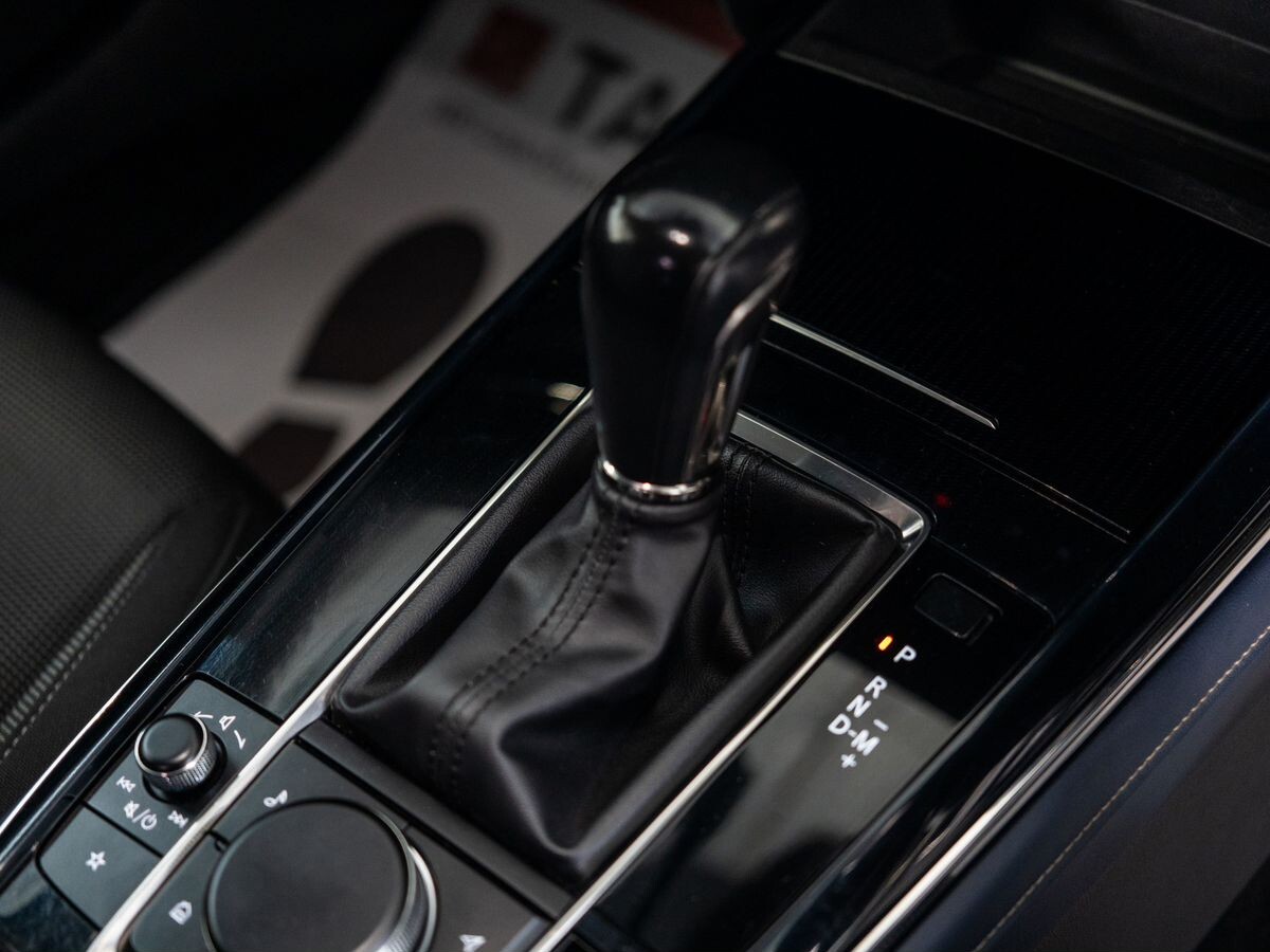 Mazda CX-30 2021 - фото автомобиля