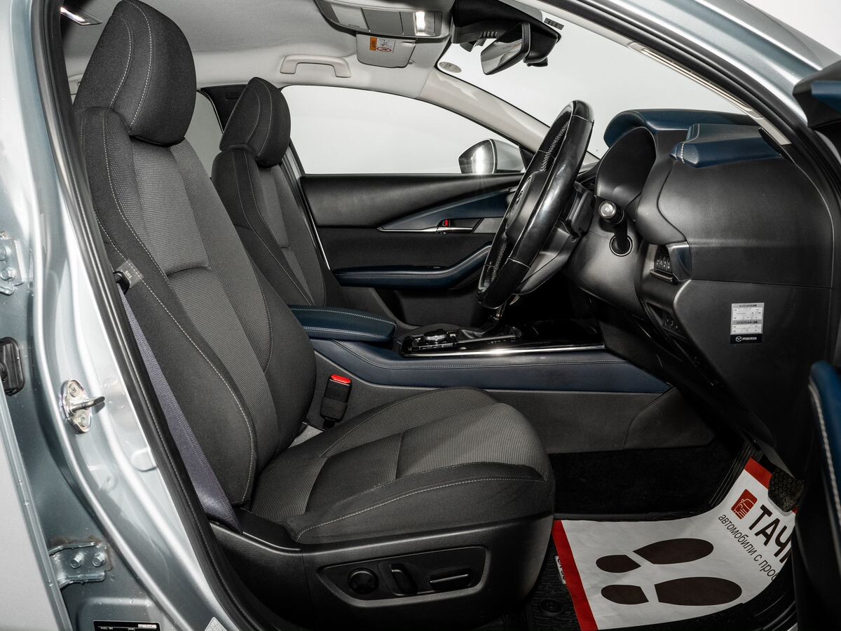 Mazda CX-30 2021 - фото автомобиля