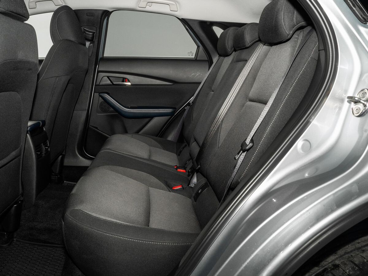 Mazda CX-30 2021 - фото автомобиля
