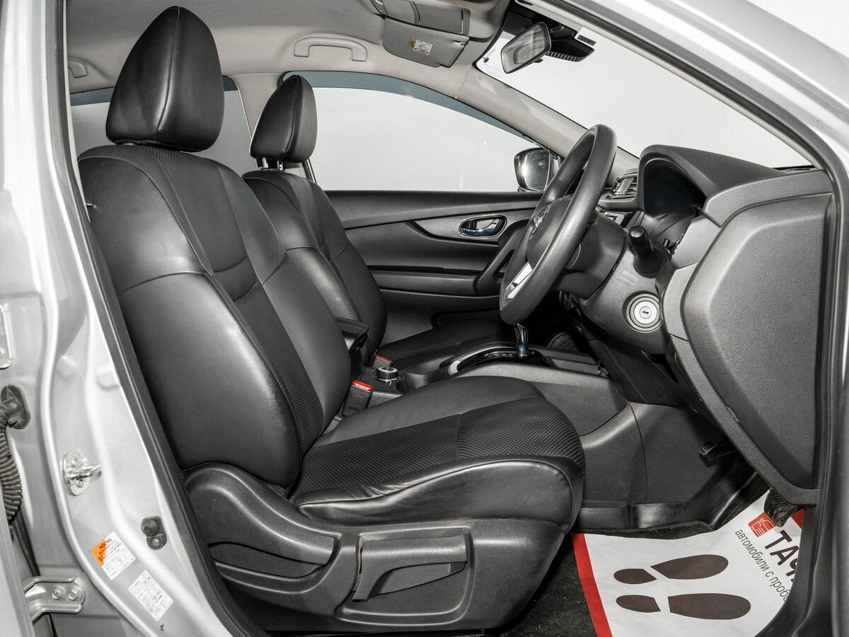 Nissan X-Trail 2019 - фото автомобиля