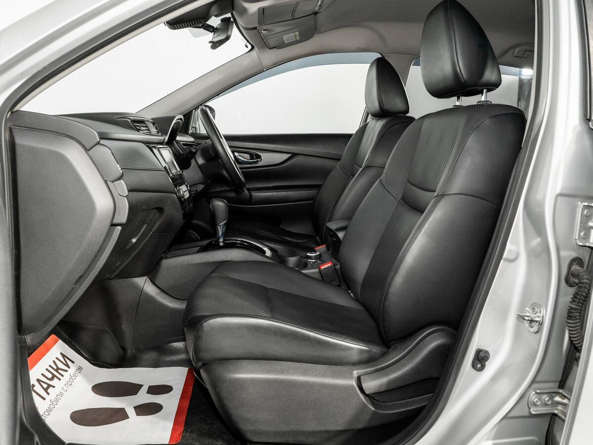Nissan X-Trail 2019 - фото автомобиля