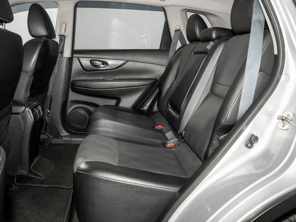 Nissan X-Trail 2019 - фото автомобиля