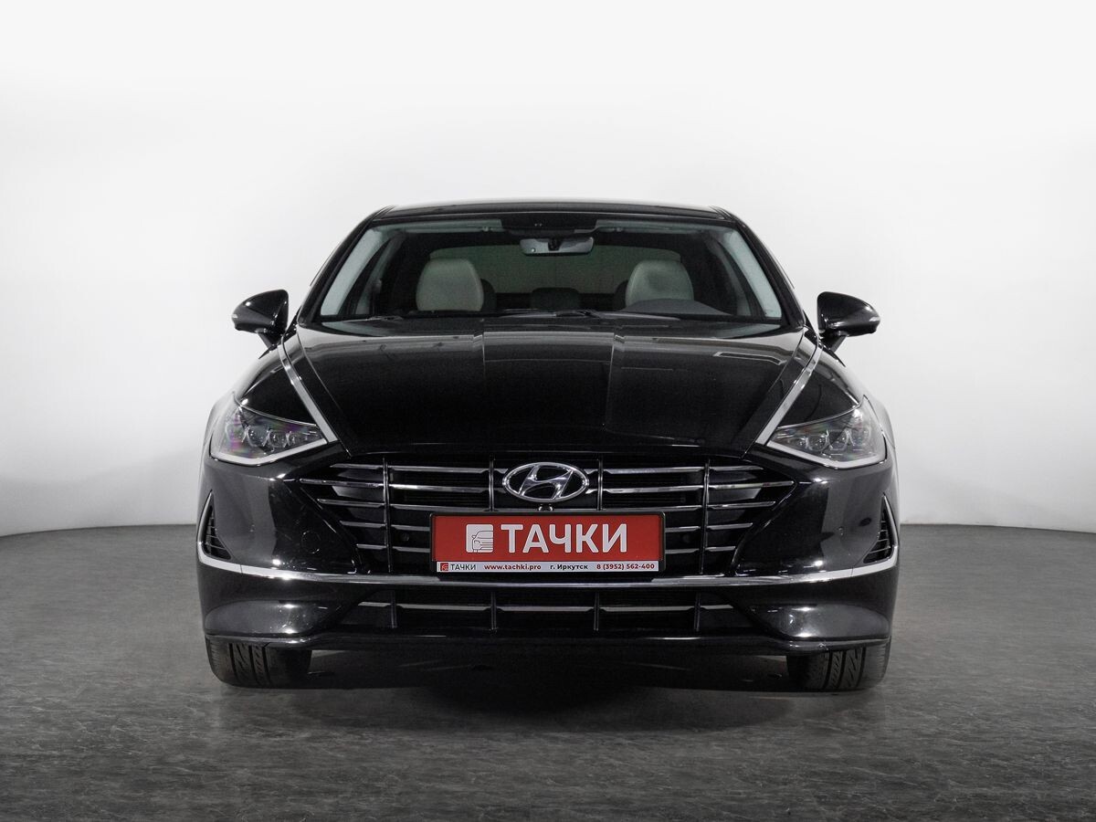 Hyundai Sonata 2021 - фото автомобиля