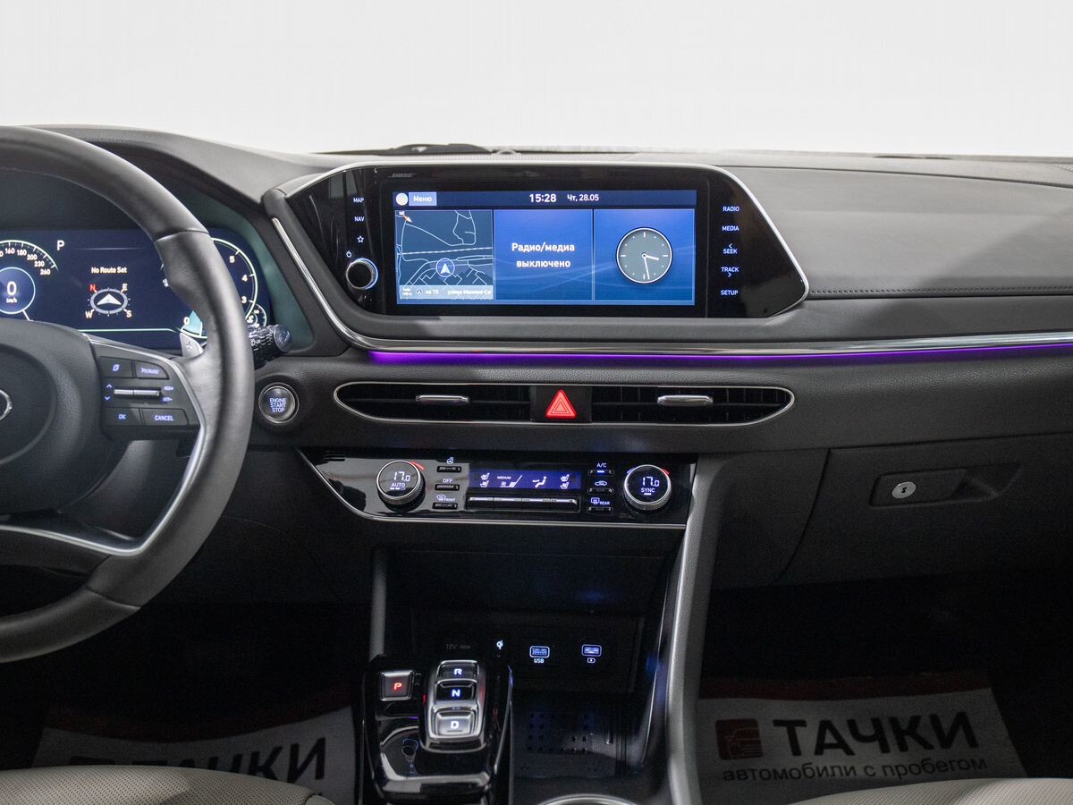 Hyundai Sonata 2021 - фото автомобиля