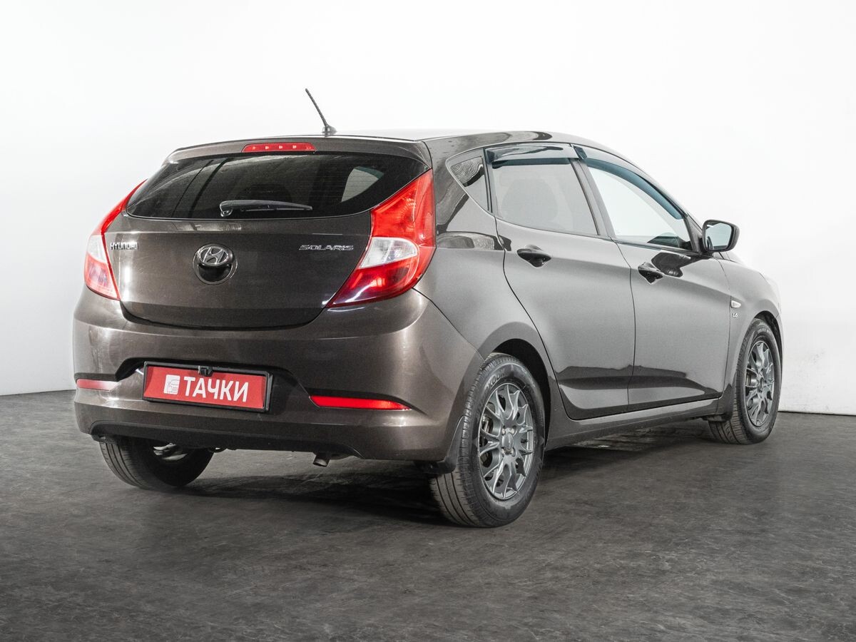 Hyundai Solaris 2015 - фото автомобиля