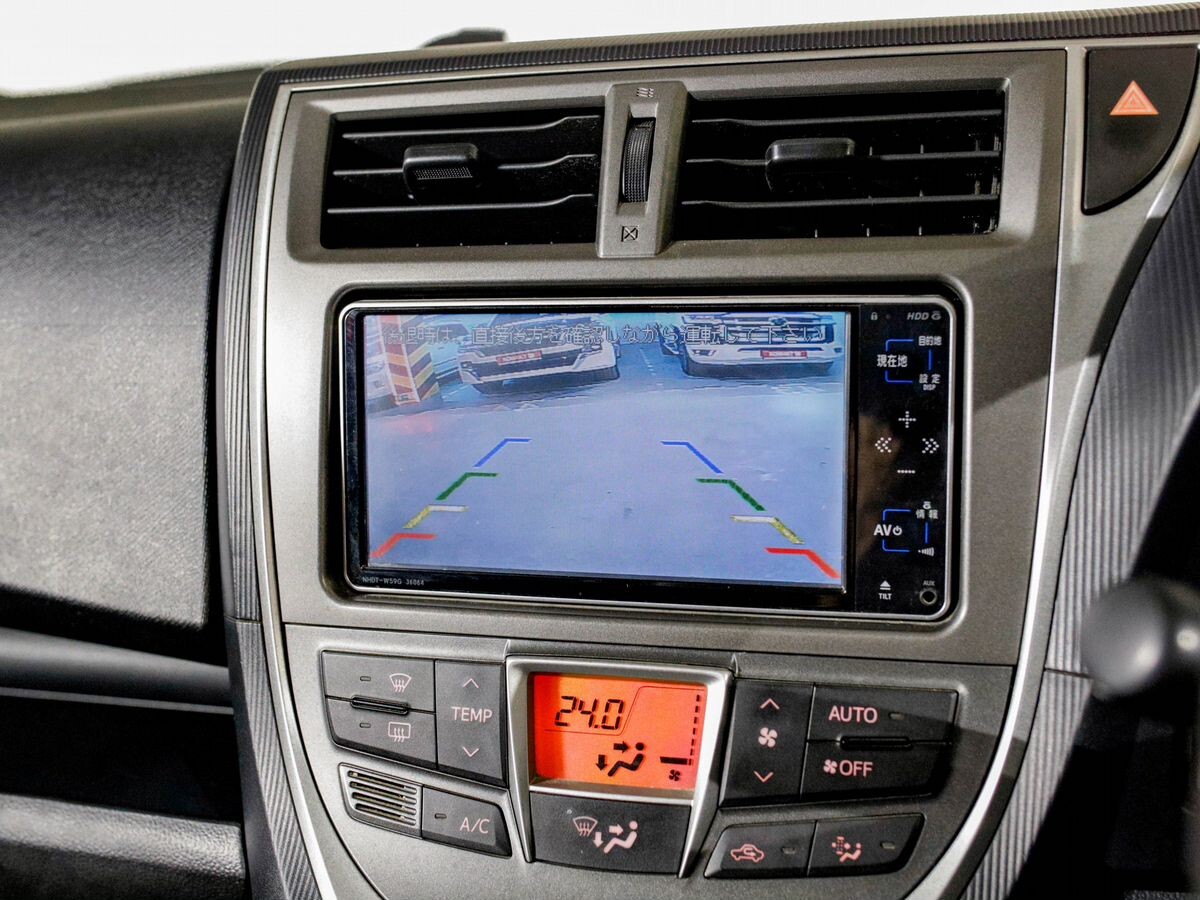 Toyota Ractis 2011 - фото автомобиля