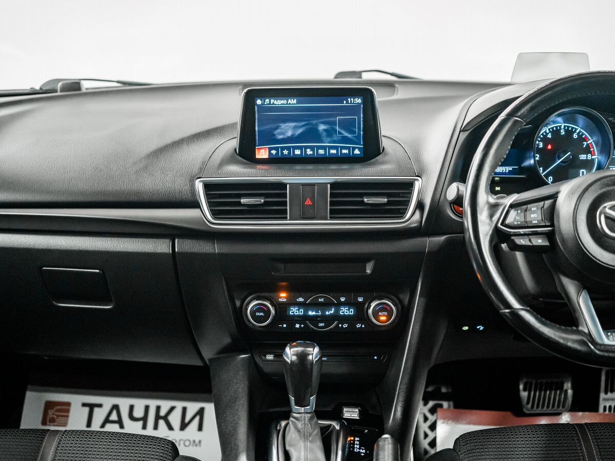 Mazda Axela 2017 - фото автомобиля