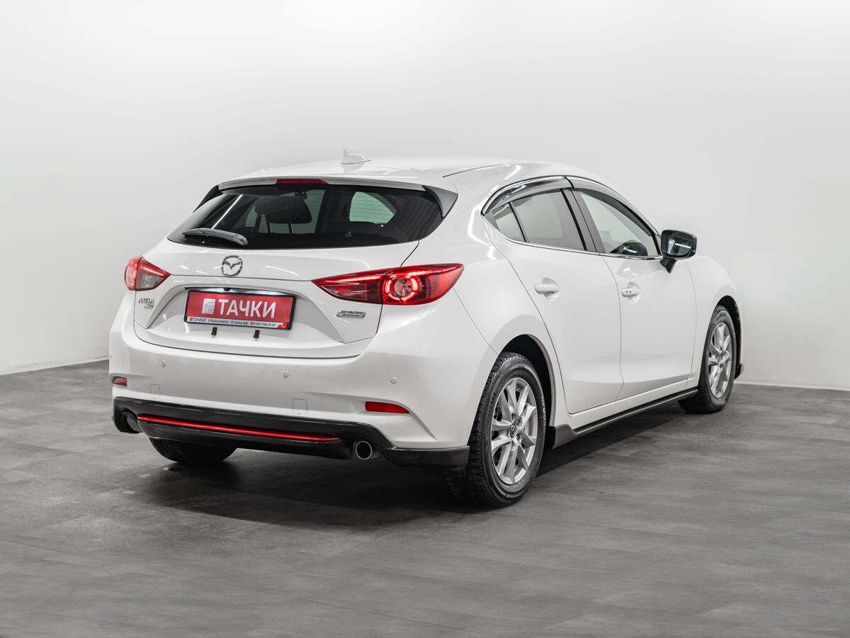 Mazda Axela 2017 - фото автомобиля