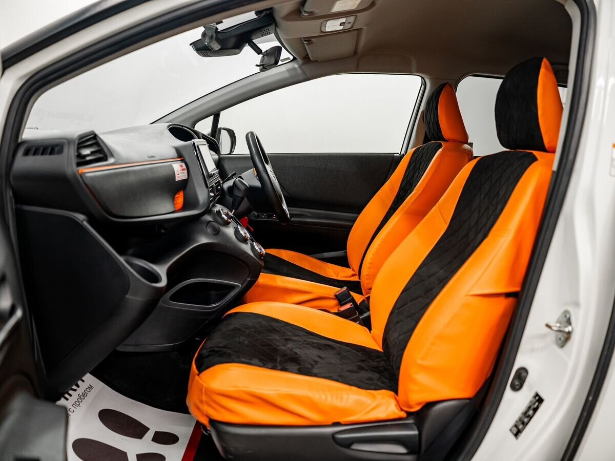 Toyota Sienta 2021 - фото автомобиля